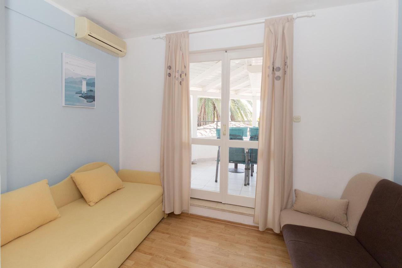 Bed & Breakfast Palma Bed & Breakfast เมดูลิน ภายนอก รูปภาพ