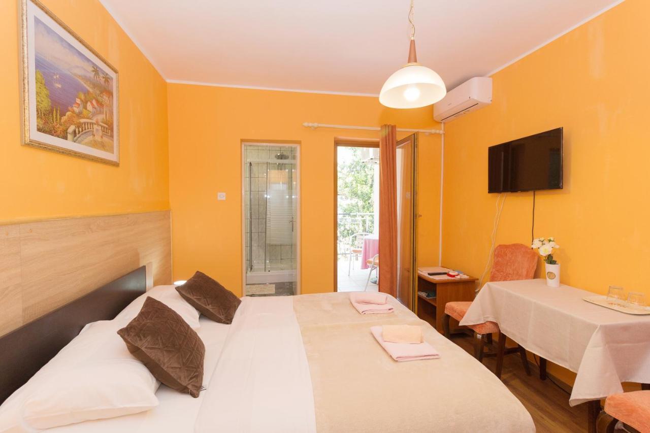 Bed & Breakfast Palma Bed & Breakfast เมดูลิน ภายนอก รูปภาพ