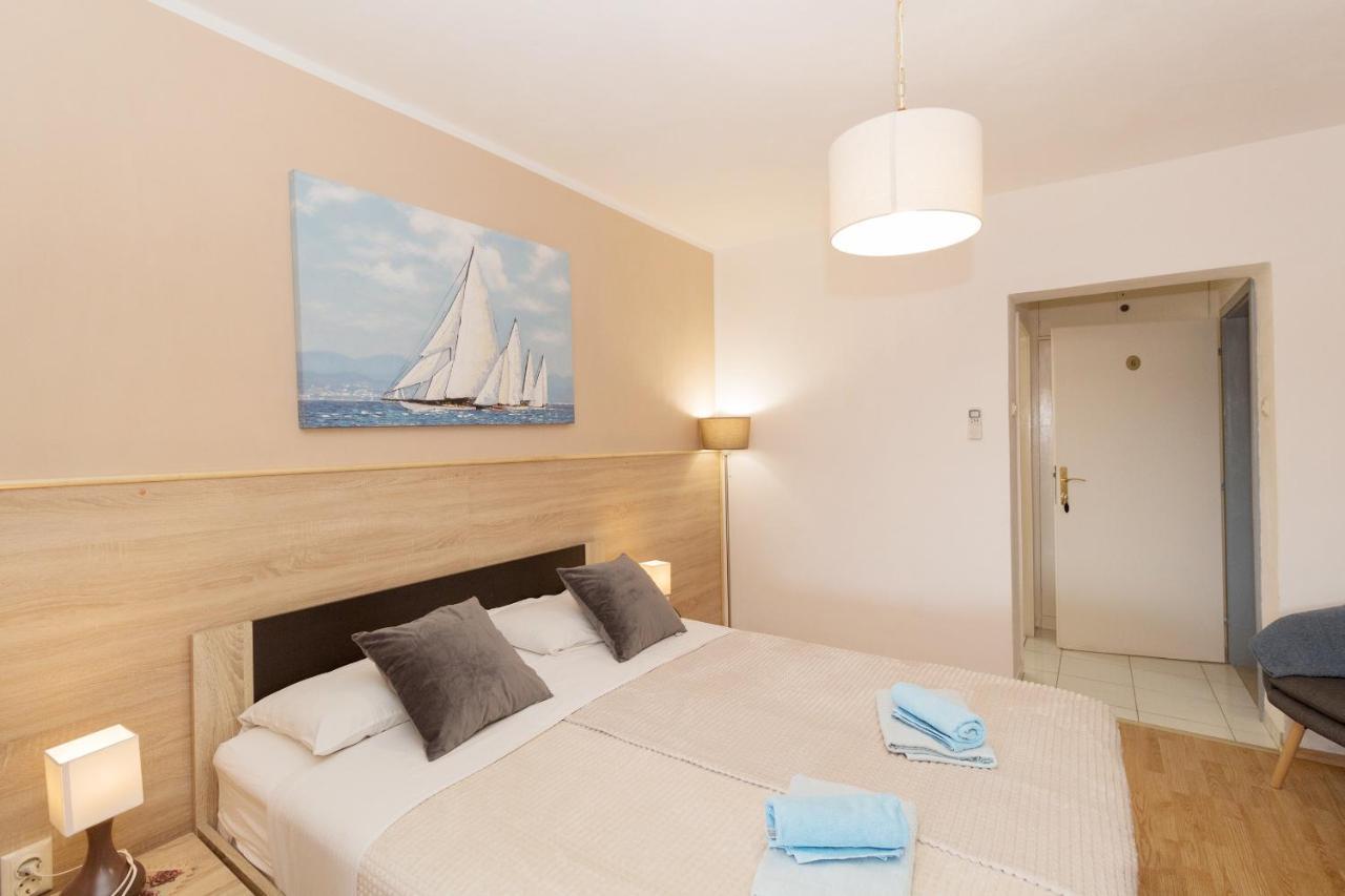 Bed & Breakfast Palma Bed & Breakfast เมดูลิน ภายนอก รูปภาพ